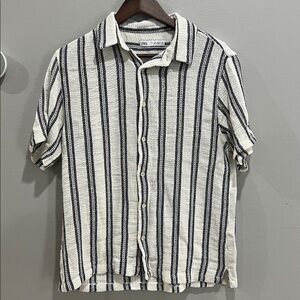 Zara Men's Casual Black and White Striped Shirt